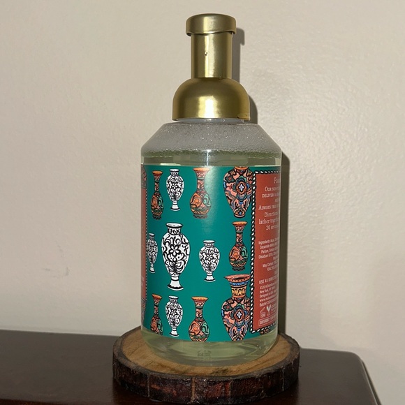 Pear Spice 17.58 oz Scented Foaming Hand Cleansing Soap - Picture 5 of 8